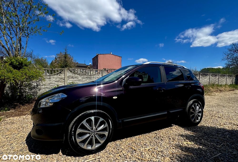 Nissan Qashqai - 2