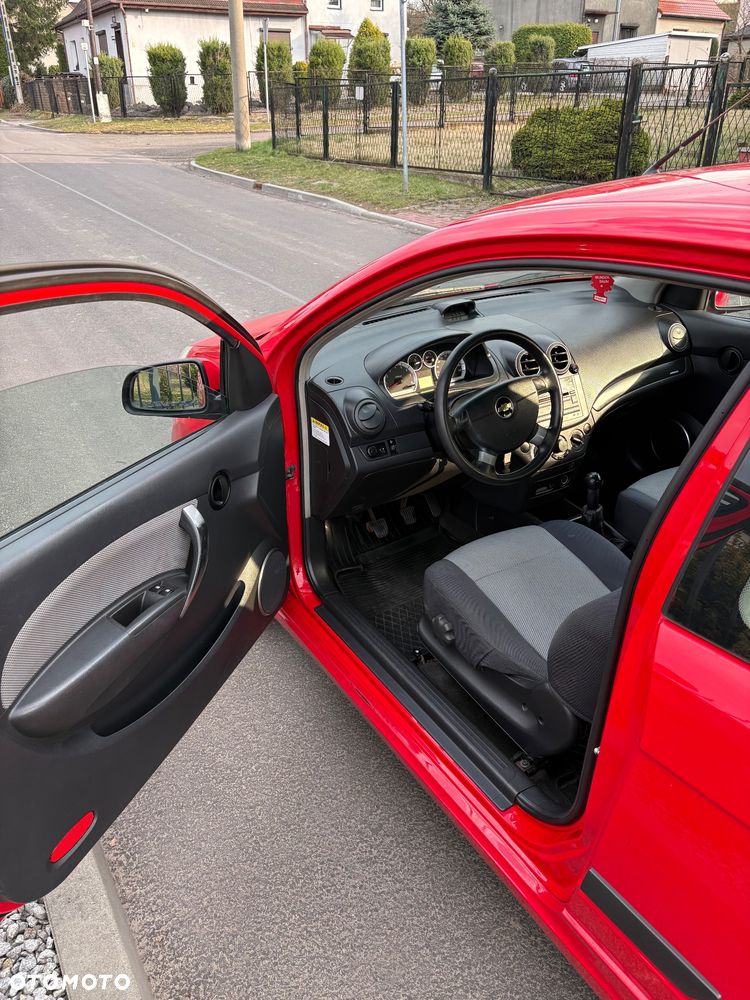 Chevrolet Aveo 1.2 16V LS Design+ - 10