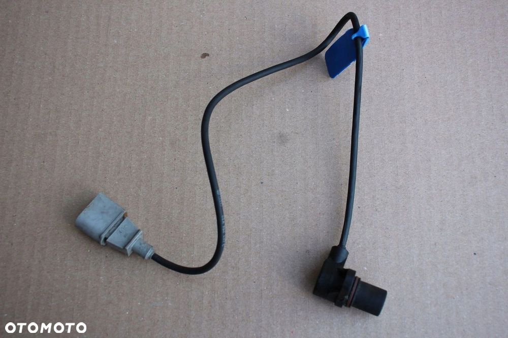 Czujnik położenia wału VW AUDI SEAT SKODA benzyna 0261210148 - 1