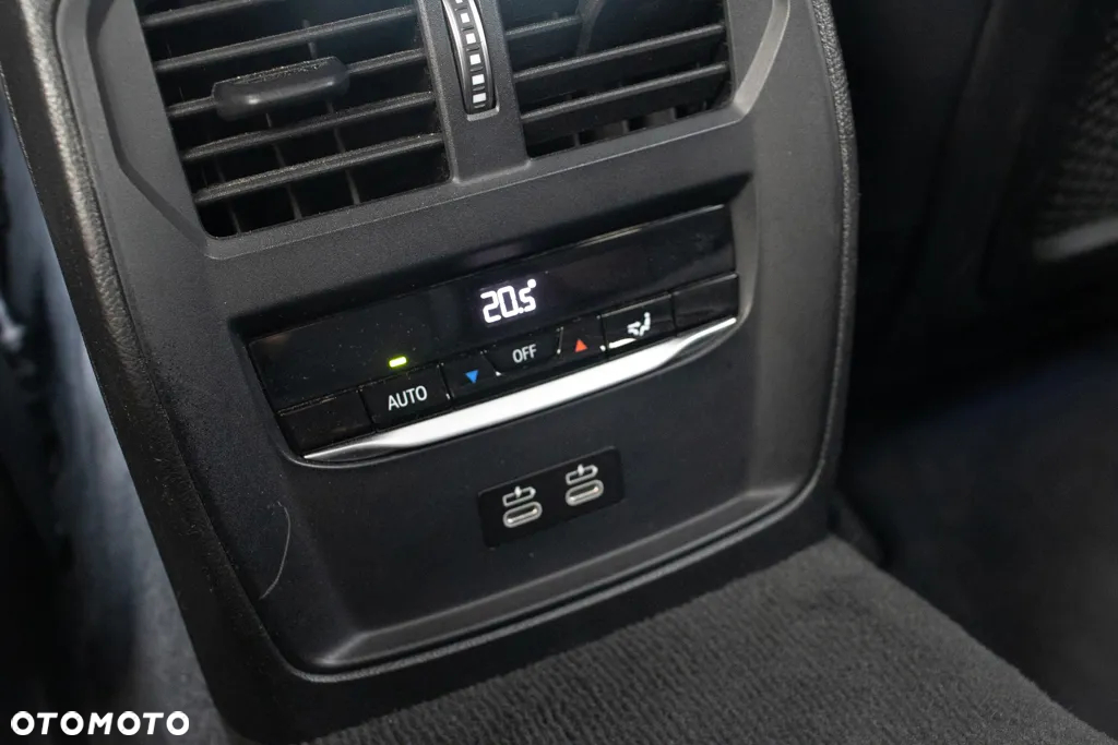 BMW Seria 3 320d xDrive M Sport sport - 15