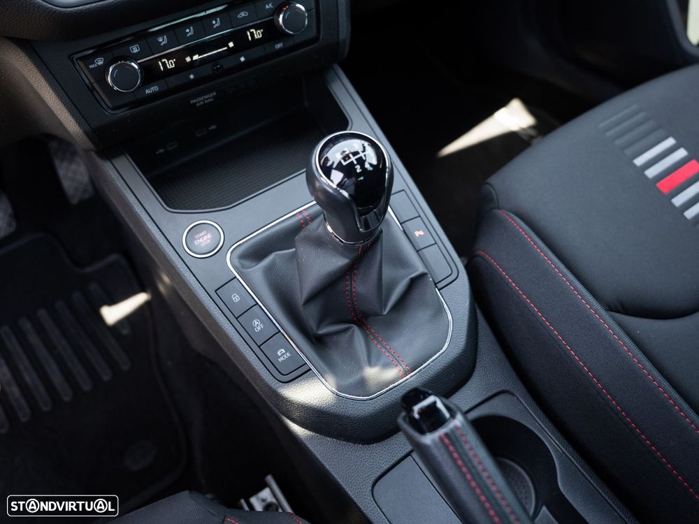 SEAT Ibiza 1.0 TSI FR - 36