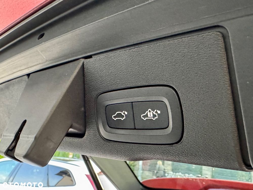 Volvo XC 60 B5 B Geartronic Momentum Pro - 21