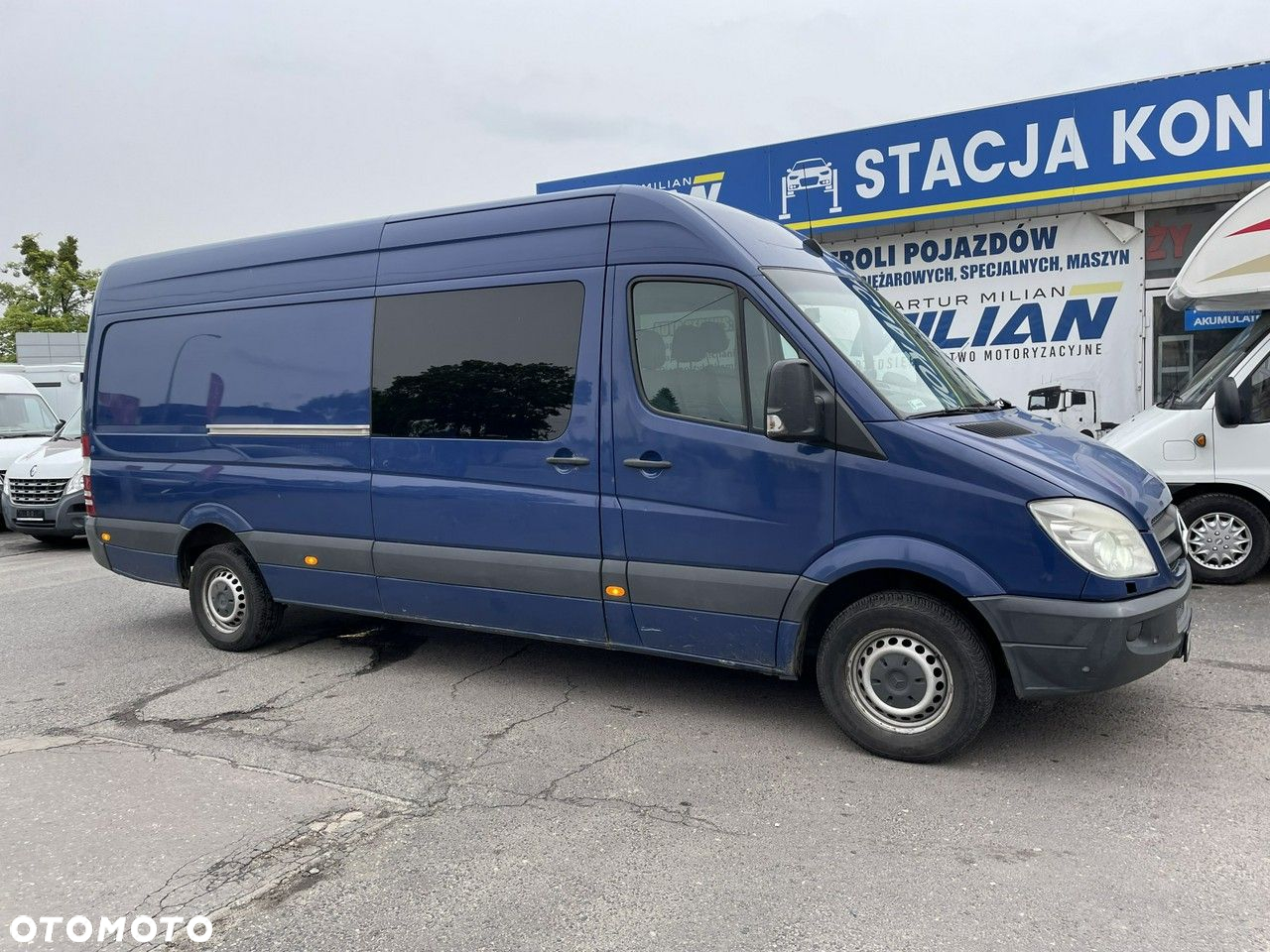 Mercedes-Benz Sprinter - 10