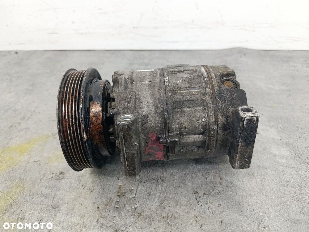 POMPA, SPRĘŻARKA KLIMATYZACJI LANCIA LYBRA 447220-8153 DENSO 2.4 JTD - 2