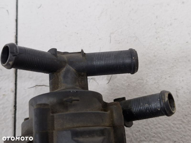 citroen c3 aircross 1.2 thp dodatkowa pompka obiegu wody 9814099080 - 5