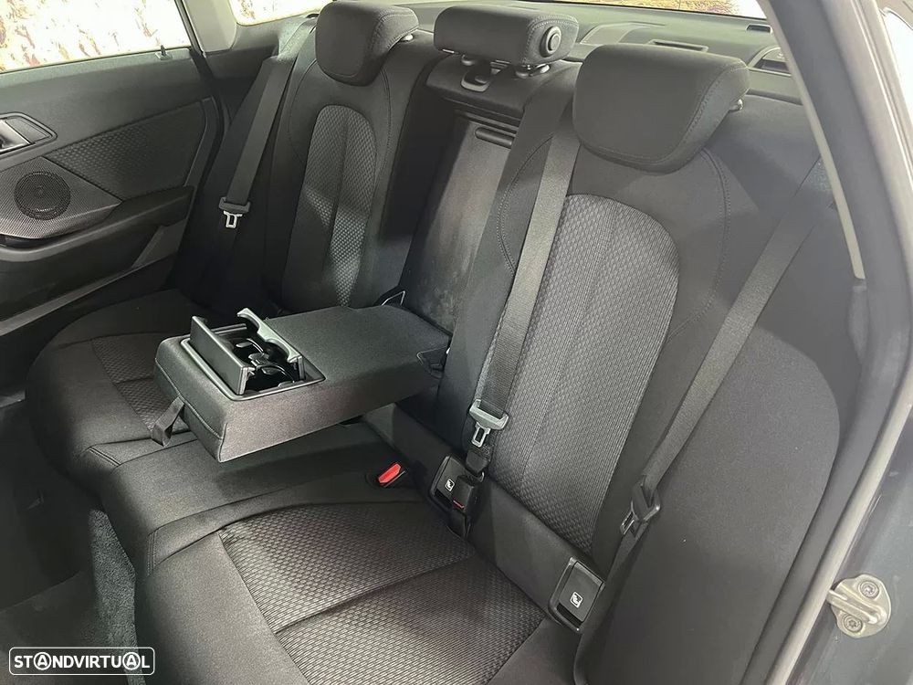 BMW 216 Gran Coupé - 22