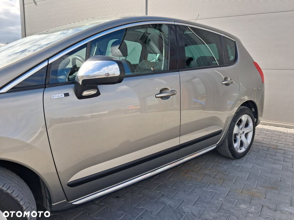 Peugeot 3008 1.6 HDi Premium - 22