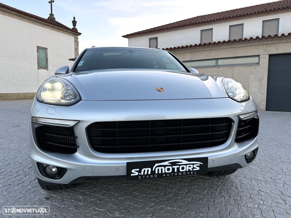 Porsche Cayenne S Platinum Edition - 6