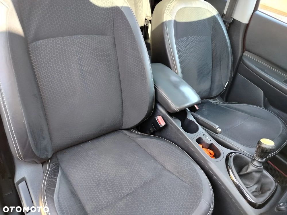 Nissan Qashqai 1.6 dCi 360 S&S - 38