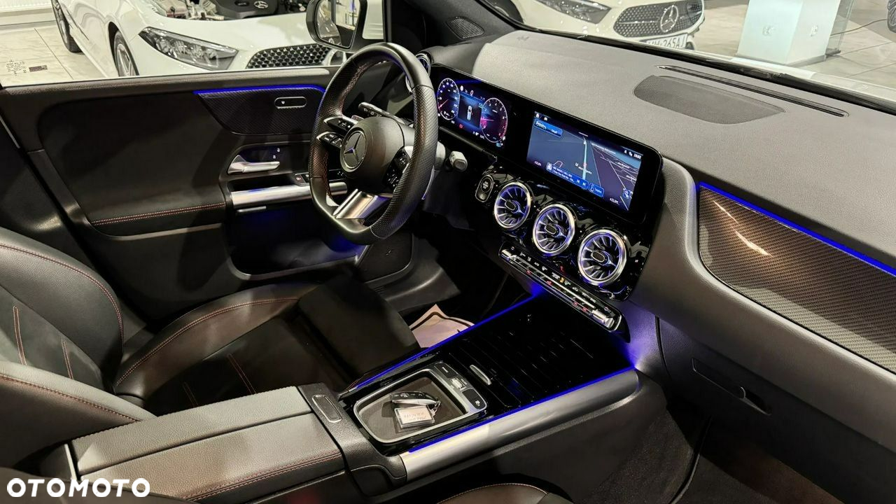 Mercedes-Benz Klasa B 200 AMG Line 7G-DCT - 30