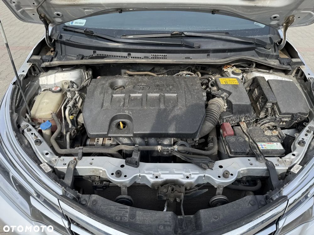 Toyota Corolla 1.6 Classic Plus - 17