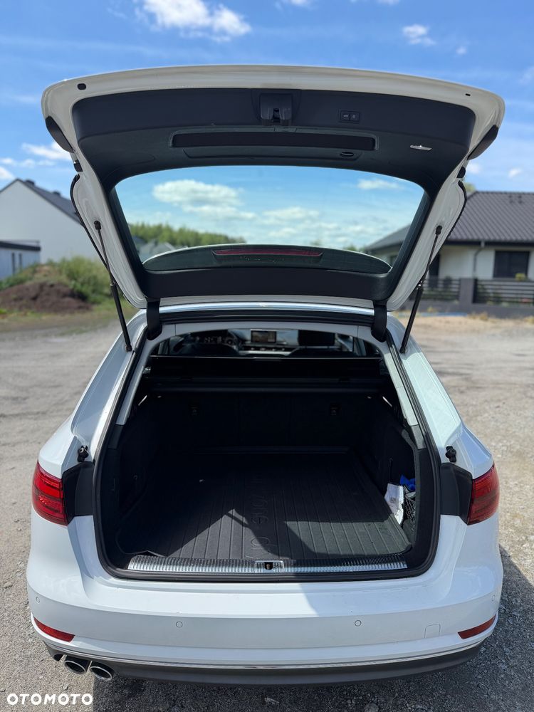 Audi A4 Avant 2.0 TDI ultra S tronic sport - 22