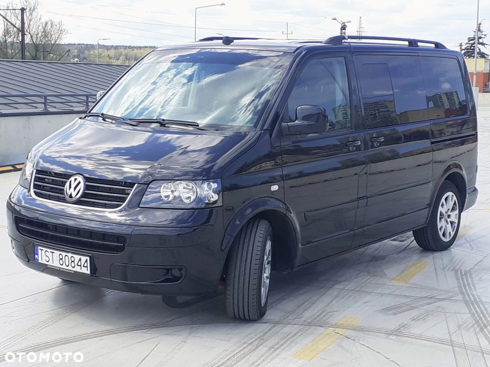 Volkswagen Multivan - 1