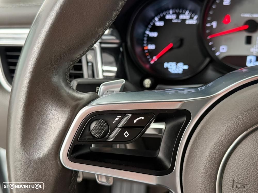 Porsche Macan S - 18