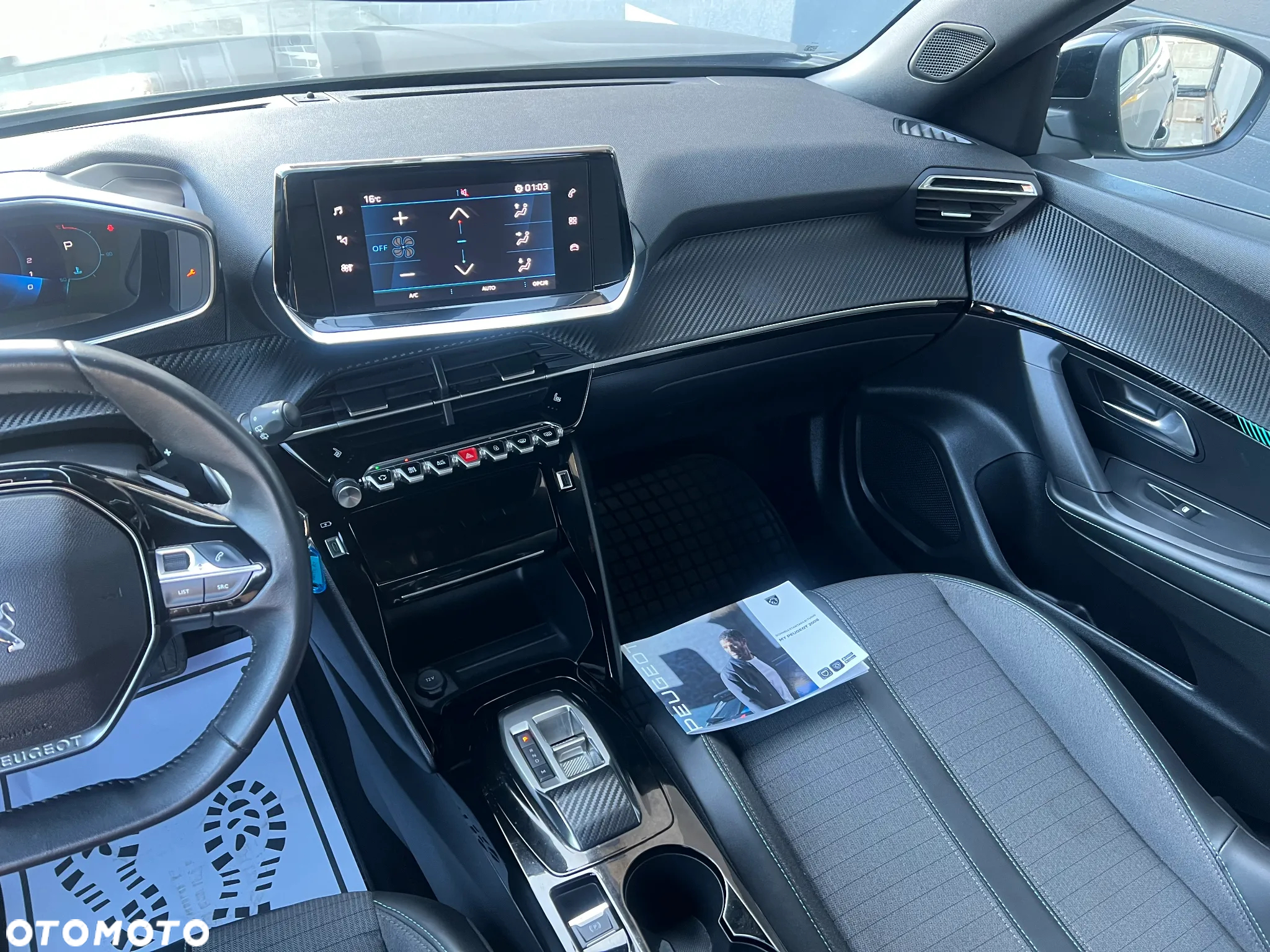 Peugeot 2008 - 15