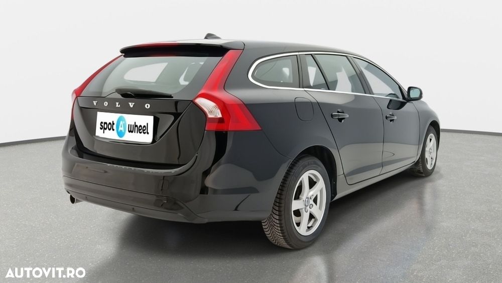 Volvo V60 D3 Summum - 7