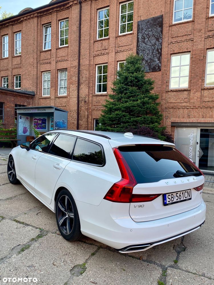 Volvo V90 D4 R-Design - 2