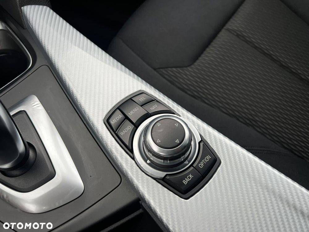 BMW Seria 3 - 30