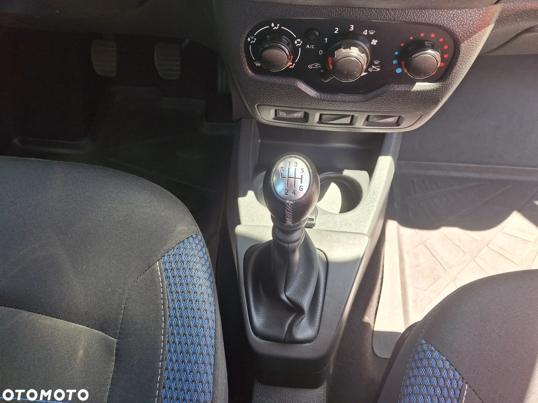 Dacia Dokker 1.5 Blue dCi Stepway - 39