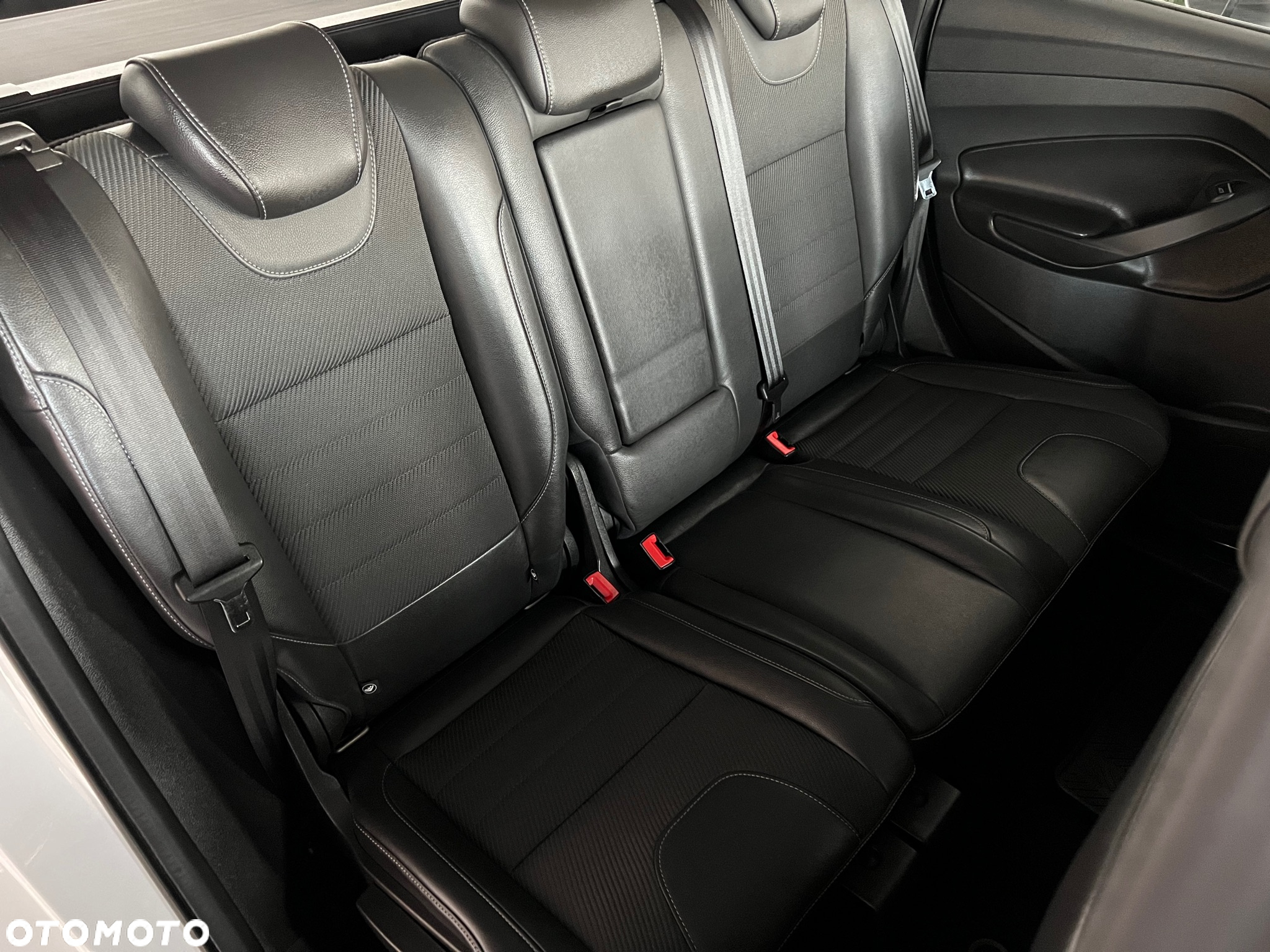 Ford Kuga - 29