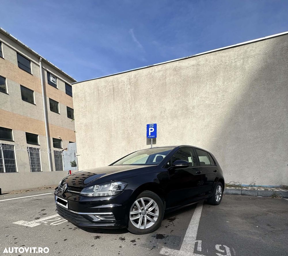 Volkswagen Golf 1.6 TDI (BlueMotion Technology) Comfortline - 1