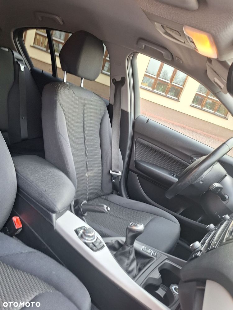BMW Seria 1 116i Sport Line - 17