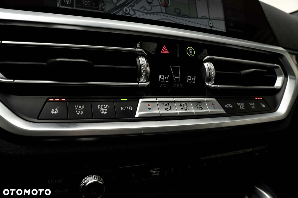 BMW Seria 4 M440i xDrive mHEV sport - 33