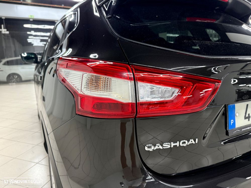 Nissan Qashqai 1.6 dCi Tekna Premium 17 360 S&S - 10