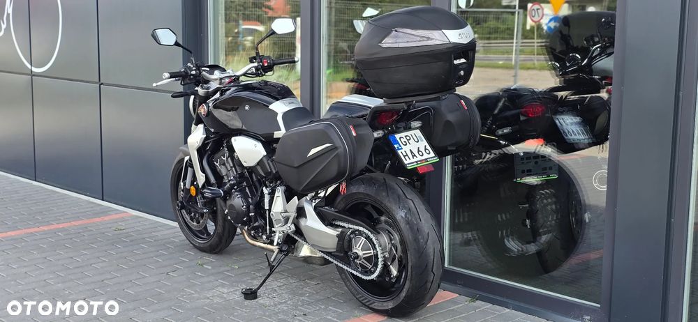 Honda CB - 27