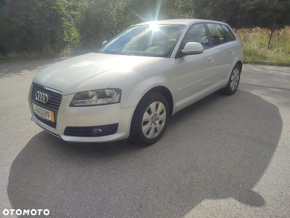Audi A3 Sportback 1.6 Attraction - 2