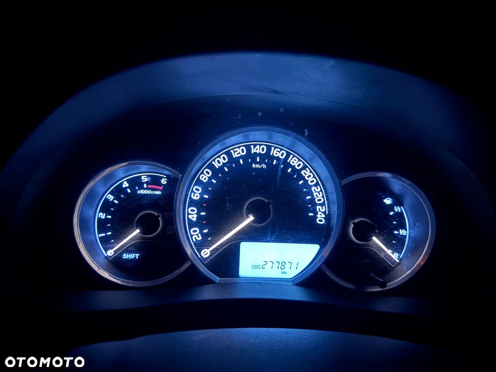 Toyota Auris 1.4 D-4D Active - 7