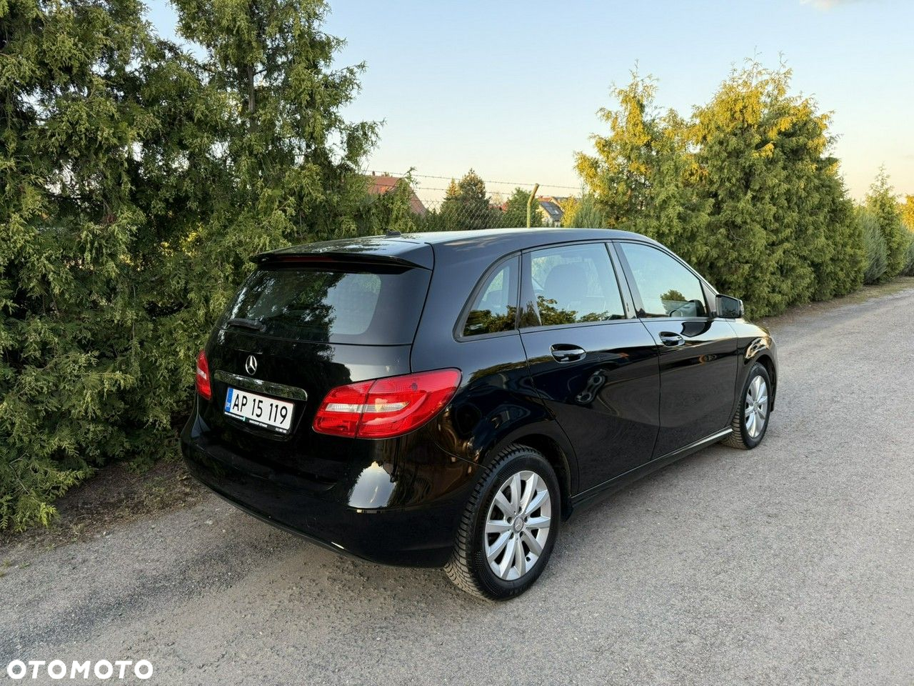 Mercedes-Benz Klasa B 180 CDI BlueEffICIENCY Edition - 3
