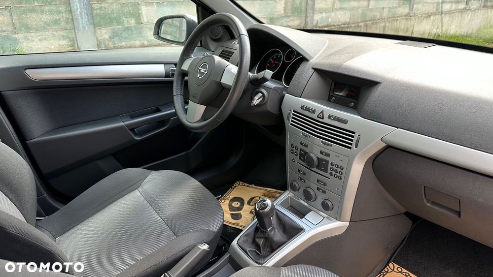 Opel Astra 1.6 Edition - 26