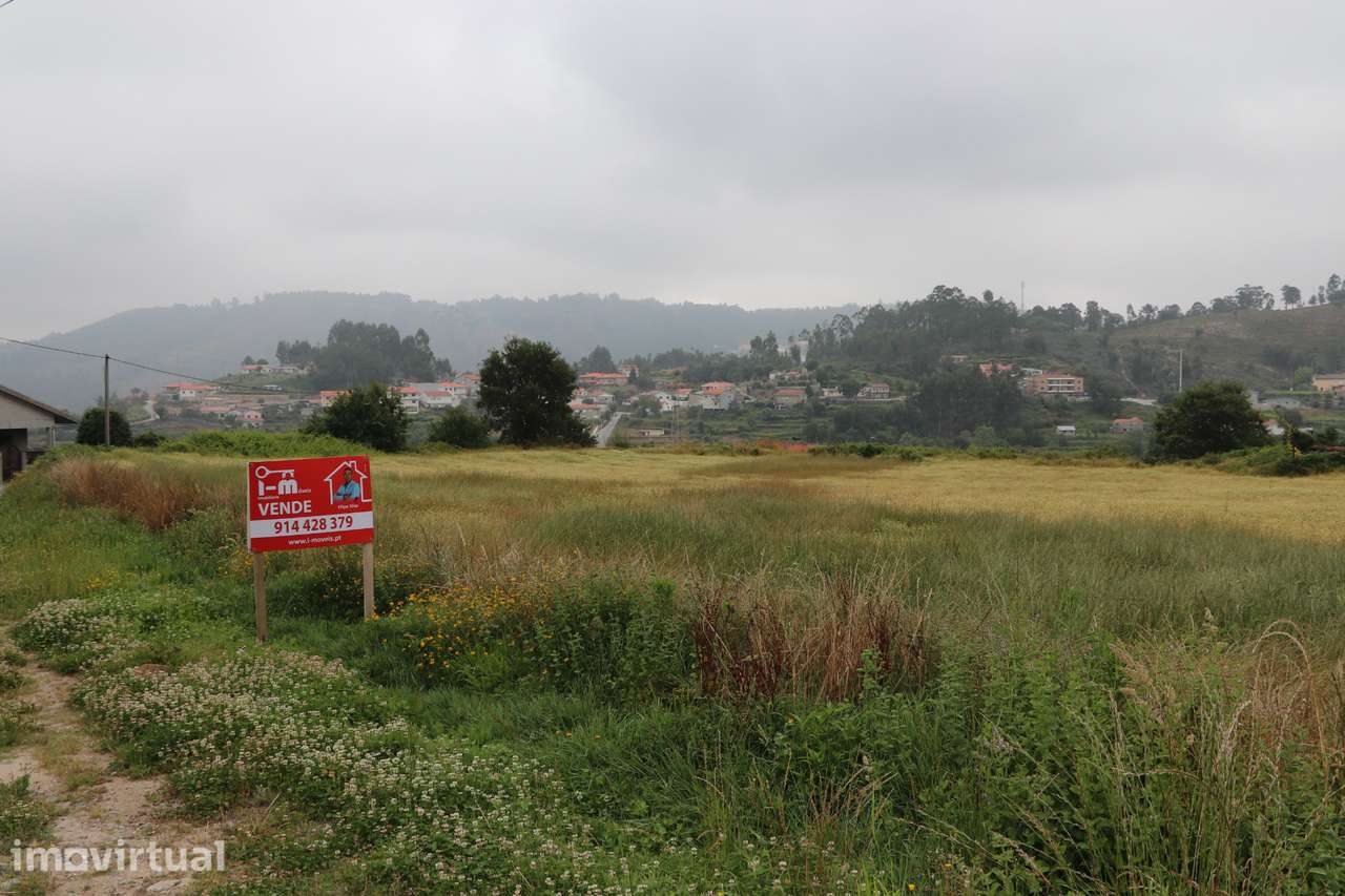 Lote de Terreno  Venda em Lustosa e Barrosas (Santo Estêvão),Lousada - Grande imagem: 2/6