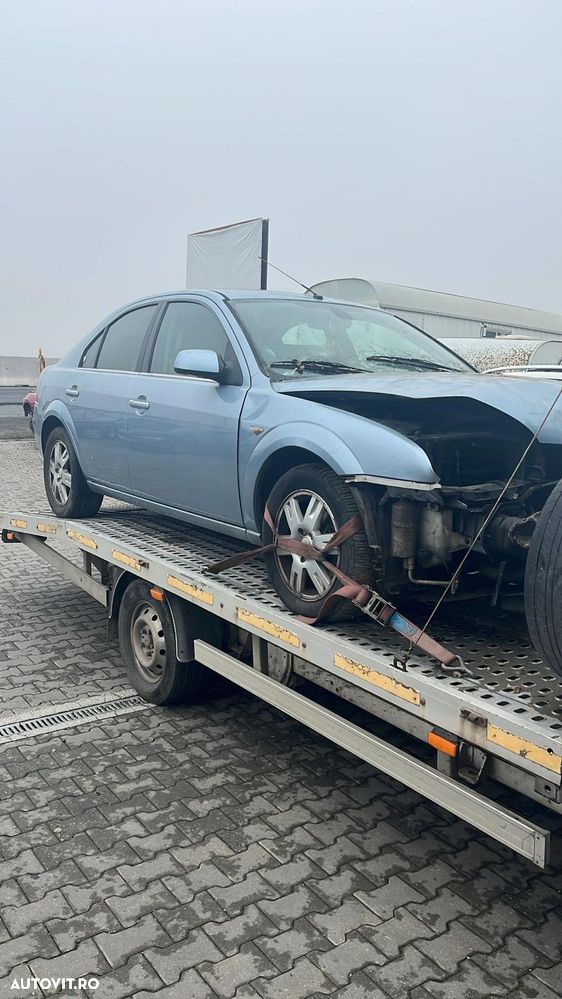 Dezmembram Ford Mondeo 3 2.0 diesel din 2006 - 2