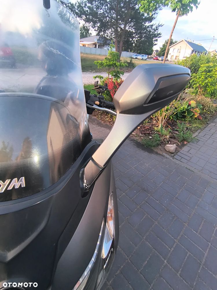 SYM GTS - 11