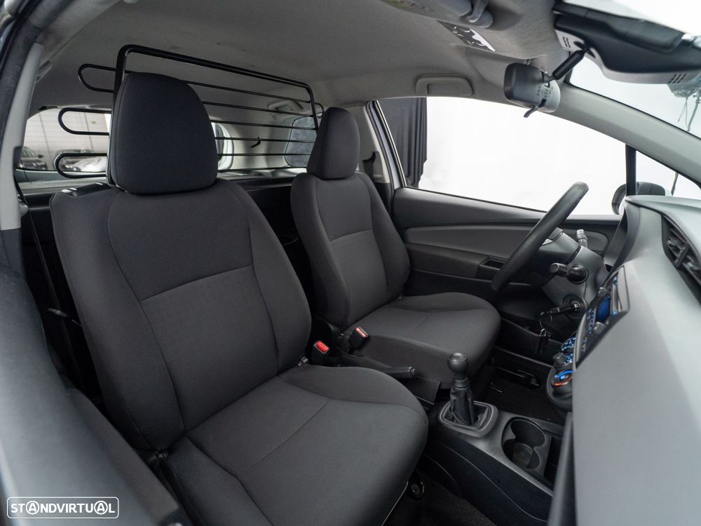 Toyota Yaris 1.0 VVT-i ACtive - 23