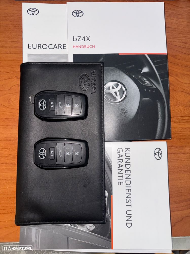 Toyota bZ4X 71,4 kWh Premium Limited - 23