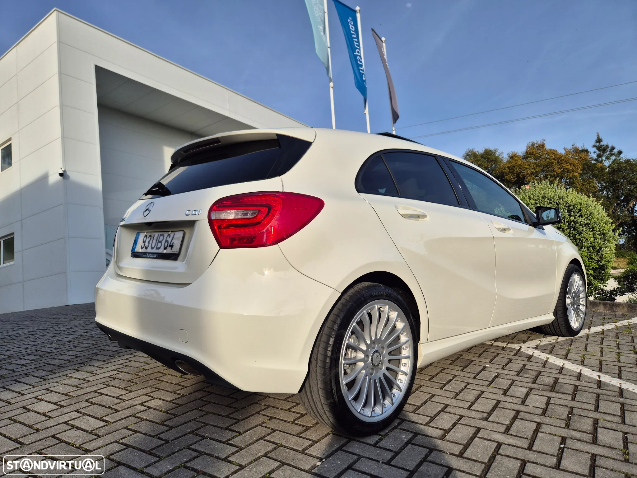 Mercedes-Benz A 220 CDI 4Matic 7G-DCT AMG Line - 7