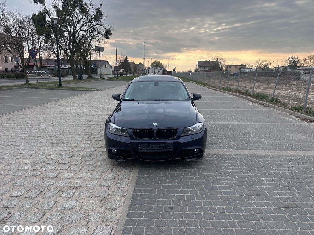 BMW Seria 3 320i Edition Sport - 2