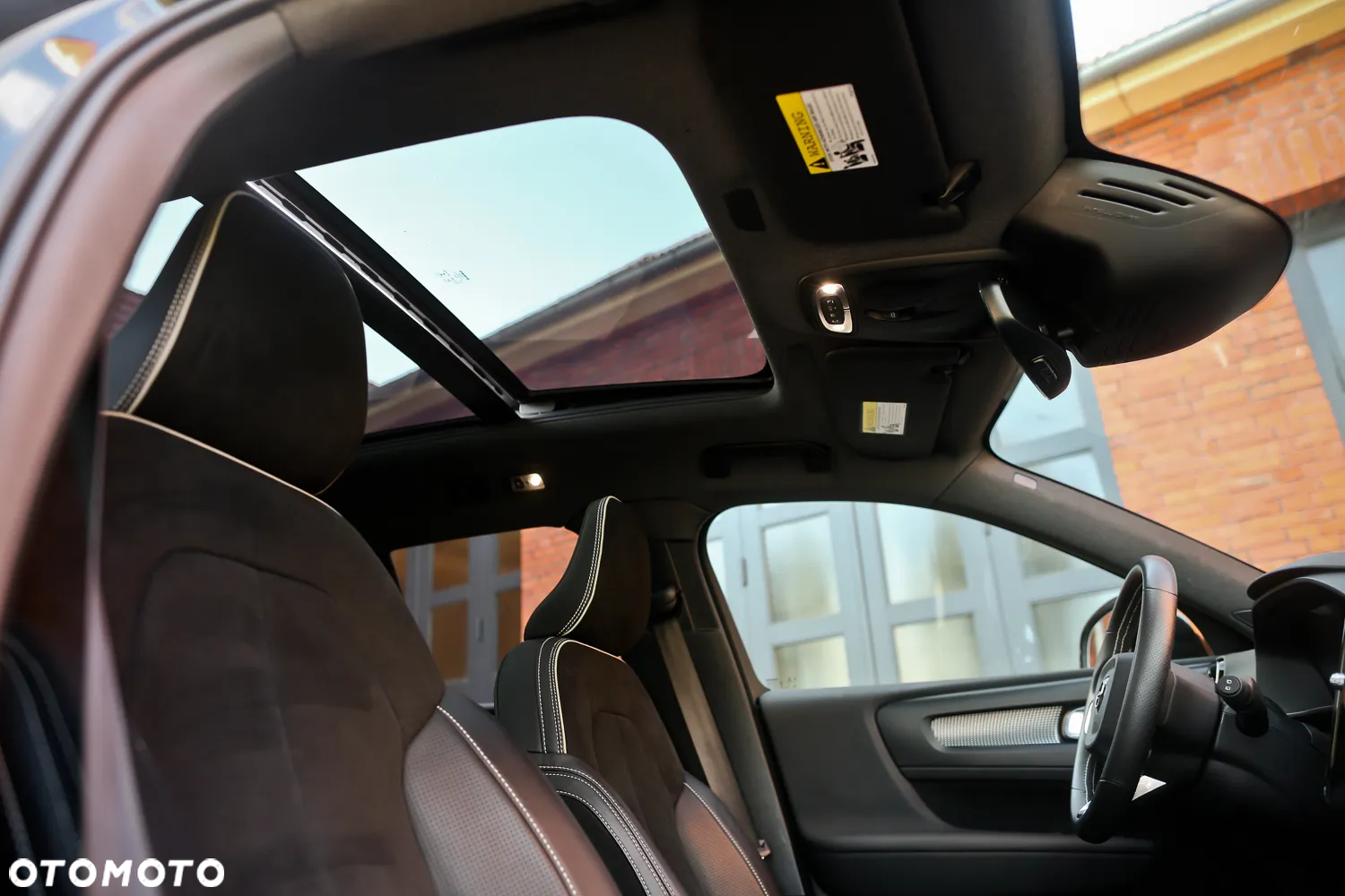 Volvo XC 40 T5 AWD R-Design (Intro Edition) - 28