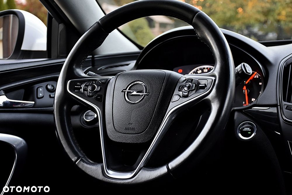 Opel Insignia 2.0 CDTI 4x4 Automatik Sport - 20