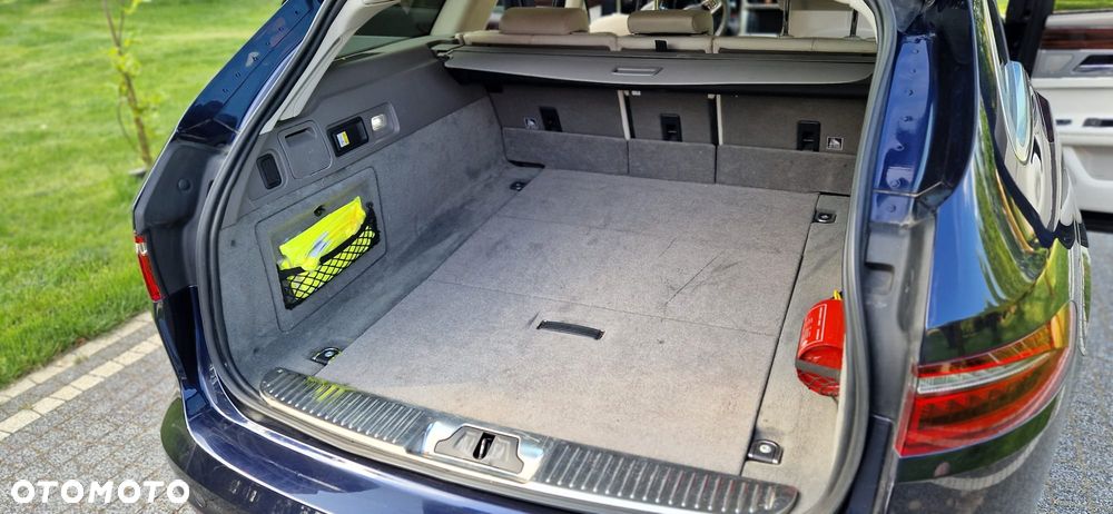 Jaguar XF - 21
