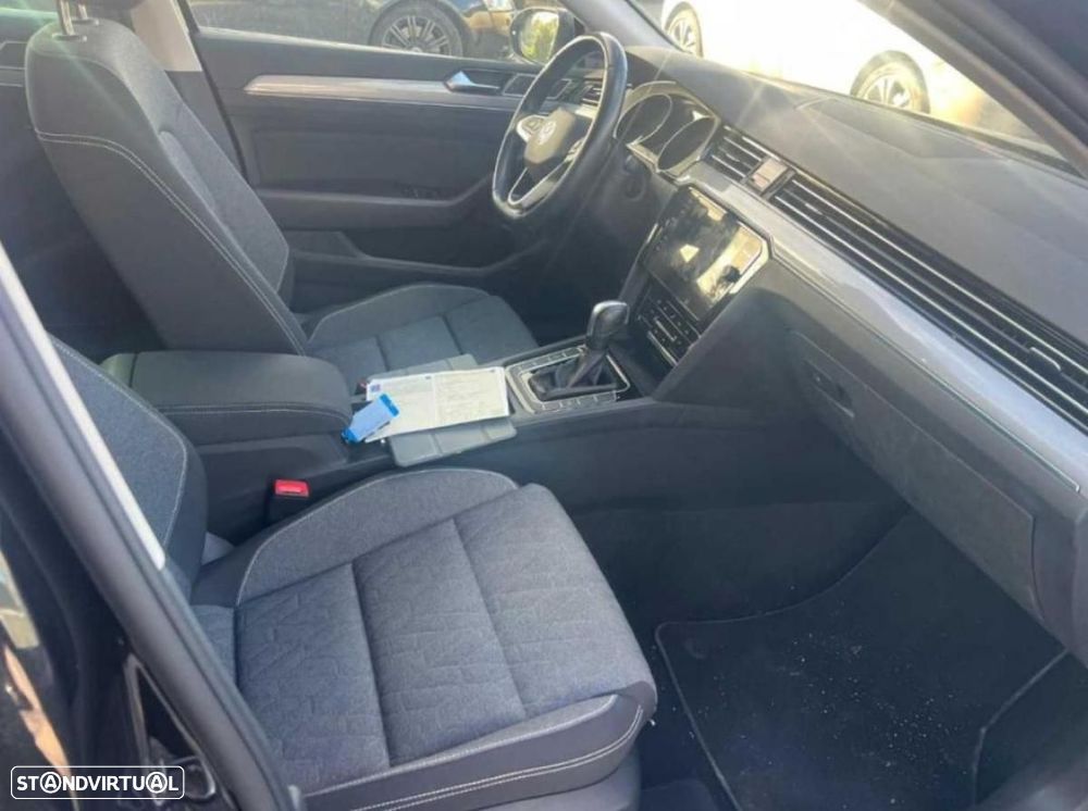 VW Passat Variant 2.0 TDI Business DSG - 3