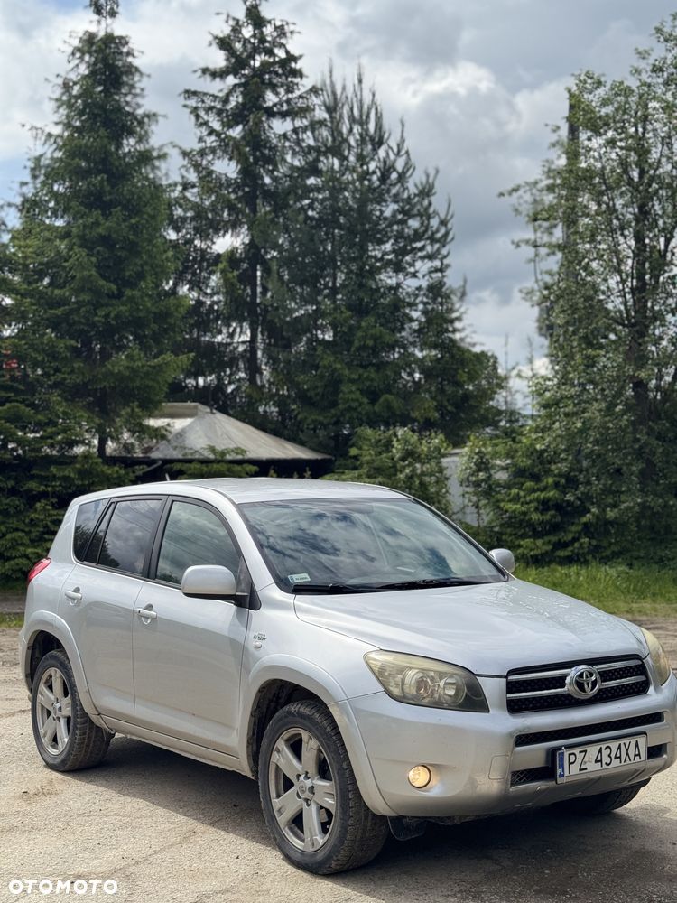 Toyota RAV4 - 2