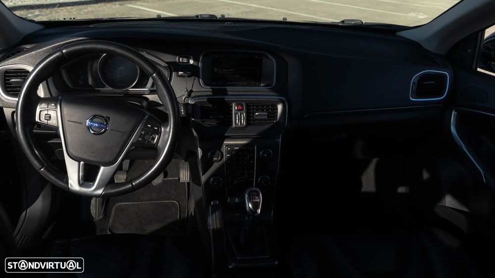 Volvo V40 2.0 D4 Summum - 13