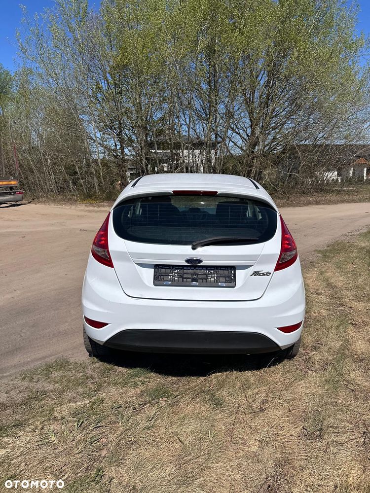 Ford Fiesta 1.25 Ambiente EU5 - 6