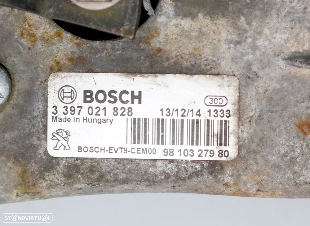 MOTOR LIMPA PARA-BRISAS PEUGEOT 308 - 4