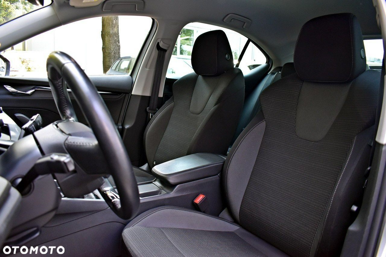 Skoda Octavia 1.5 TSI ACT Ambition - 11