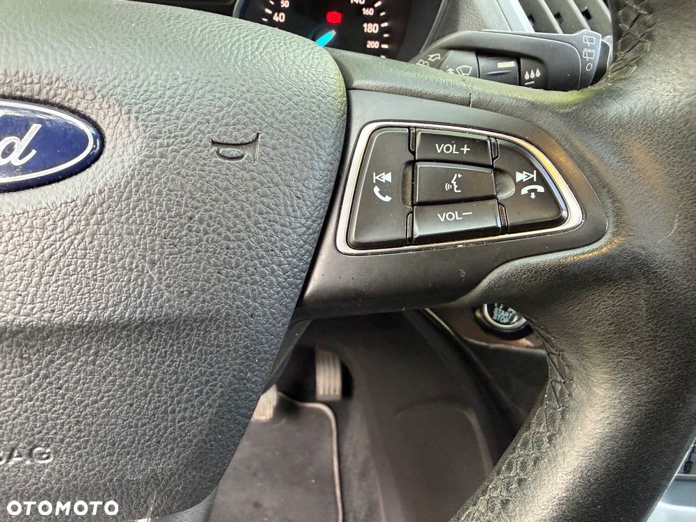 Ford Kuga 2.0 TDCi 4x4 Titanium - 18
